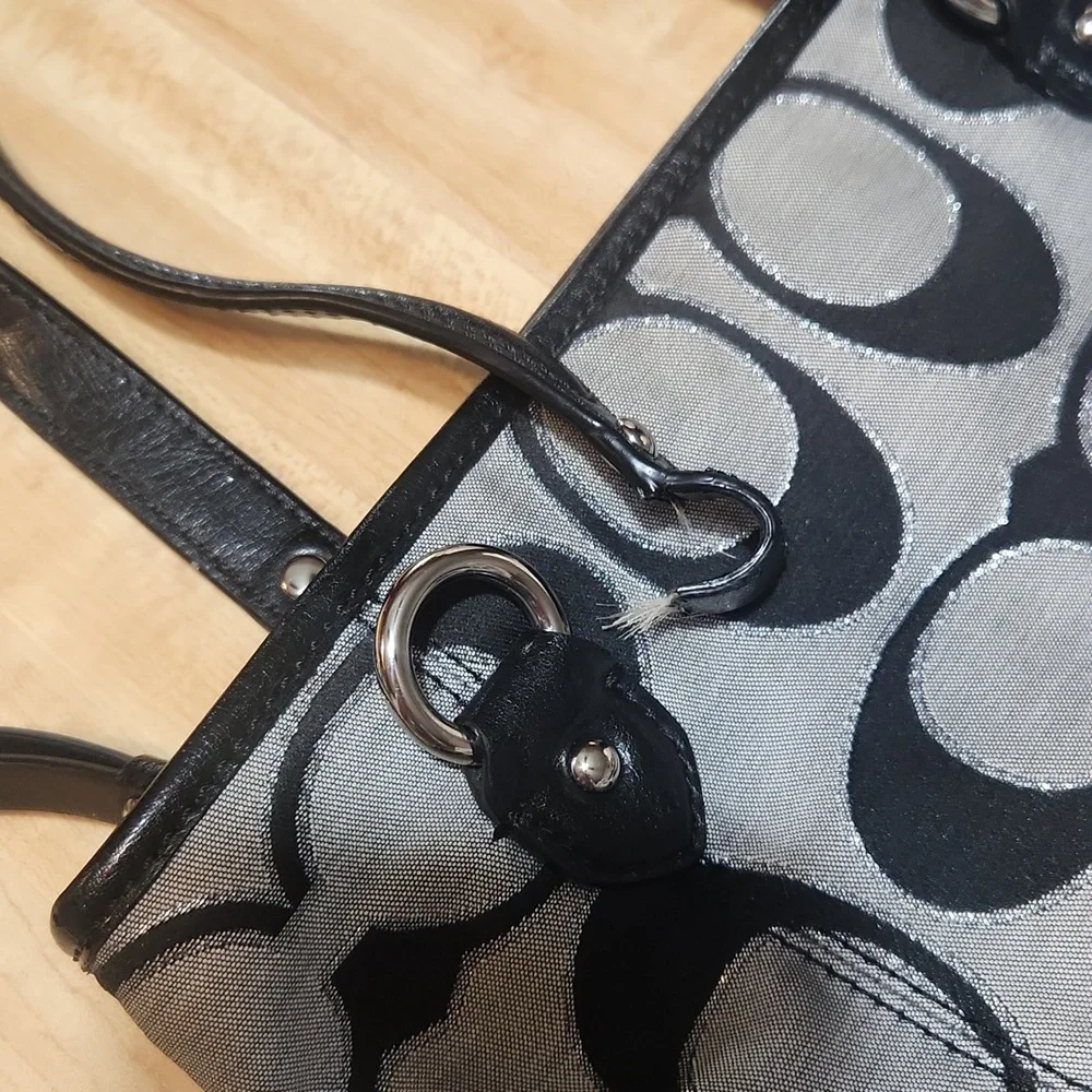 Coach Bag - Picture 13 of 15
